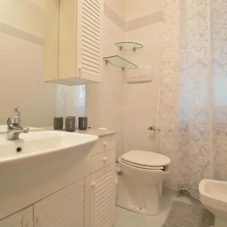 Amazing In With Kitchen